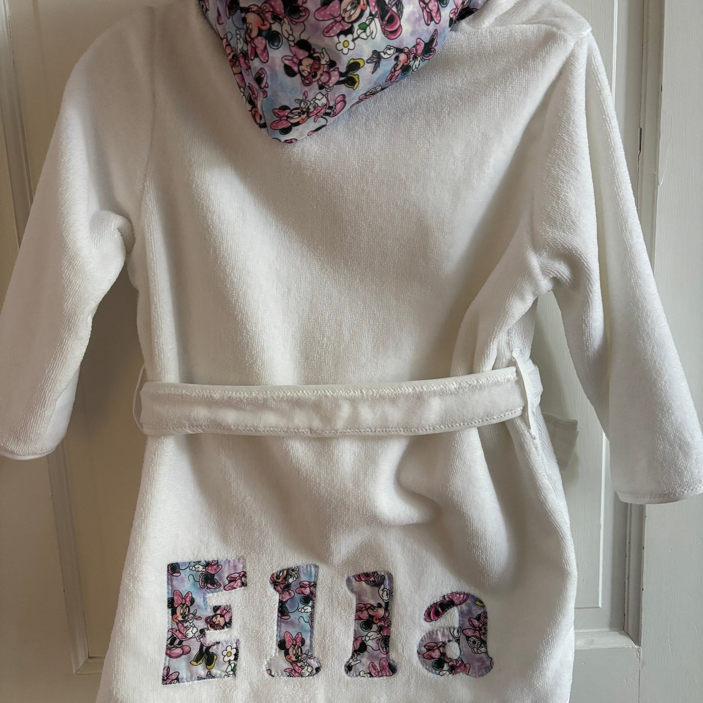 Robes (Girl)- Minnie